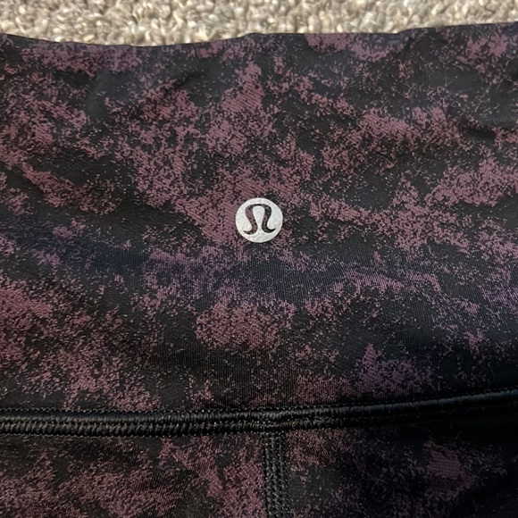 Lululemon leggings - Picture 2 of 4